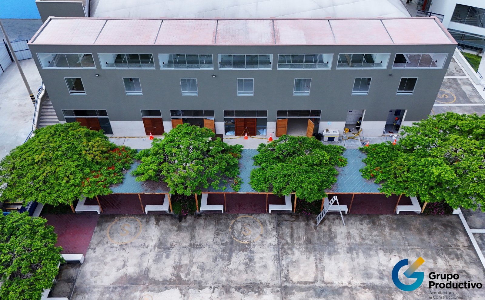 Camerinos y ampliación educativa